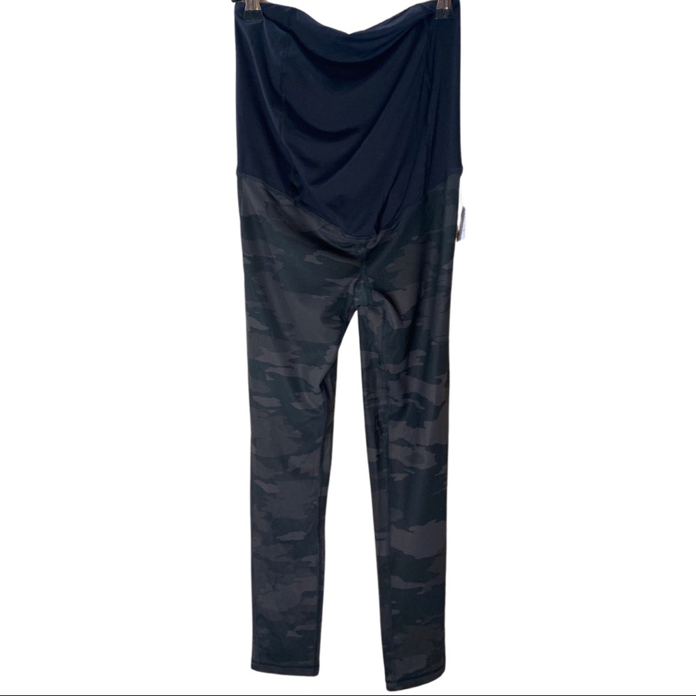 NWT Isabel Maternity Camo Legging Black and Gray